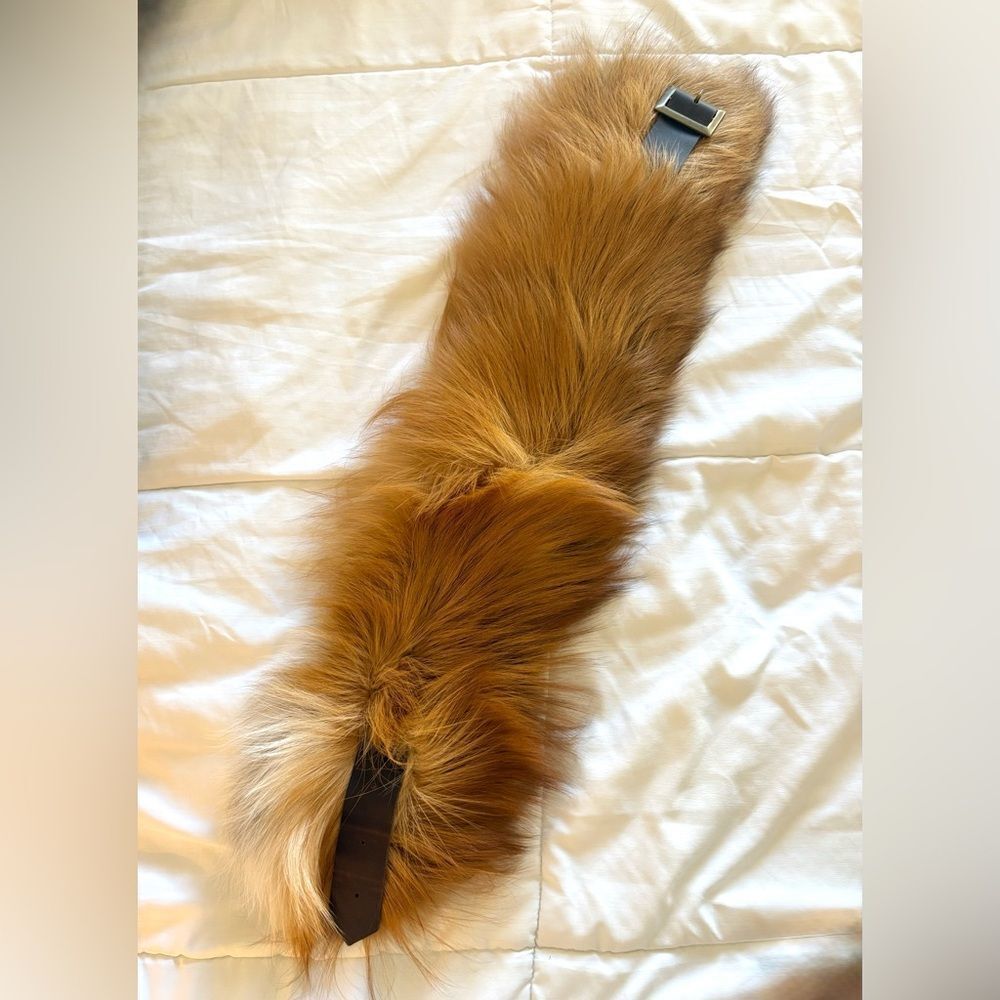 Carlisle NY Red Fox Fur Collar with Leopard Print Lining & Leather Buckle NWOT